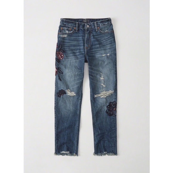 A&F Girlfriend Jeans - Embroidered 00 Short - Picture 2 of 11